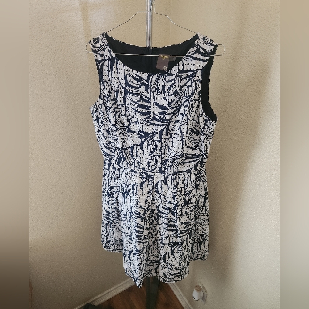 Taylor Sleeveless 1/4 Zip Dress